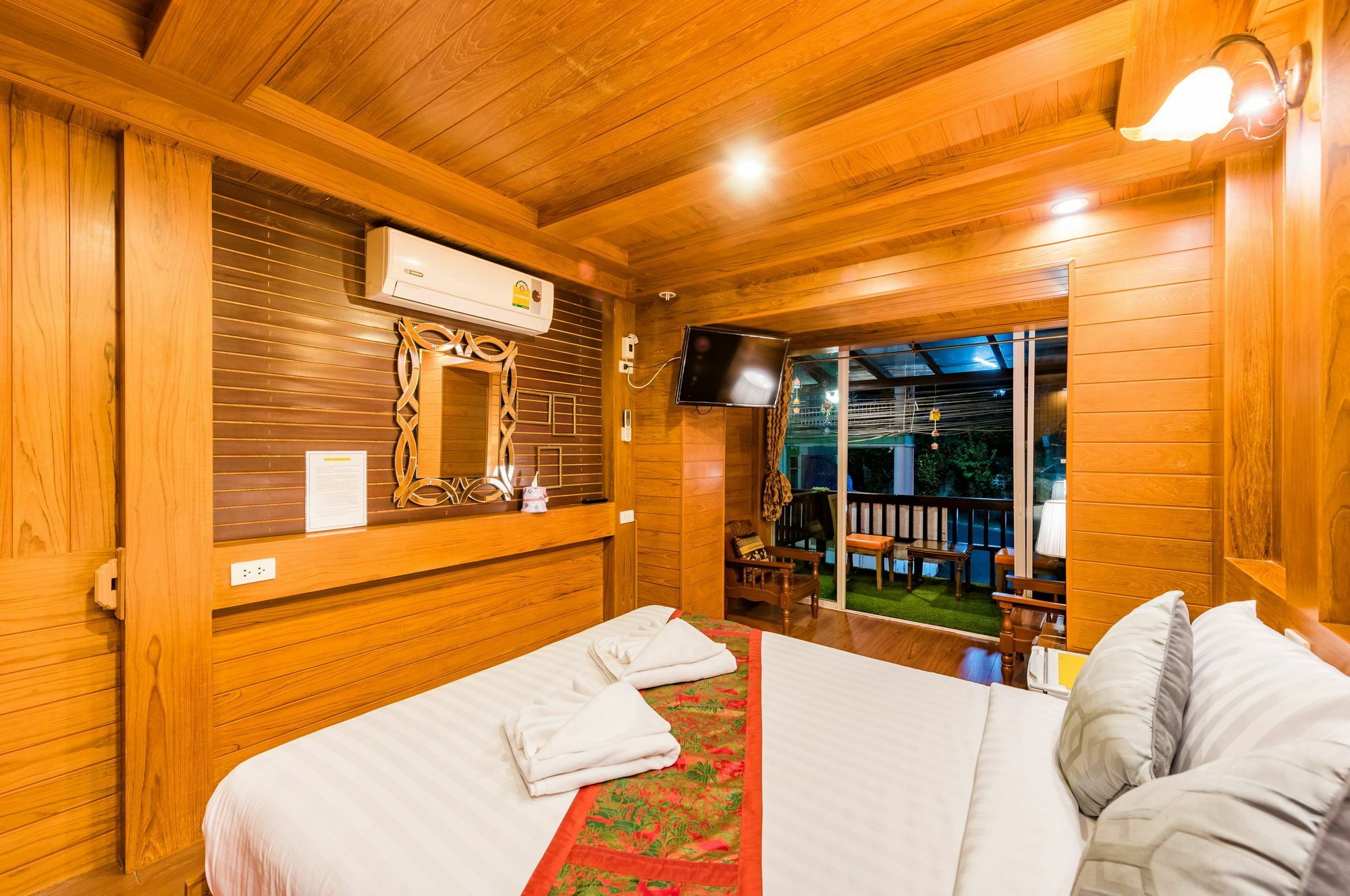Baan Ratchapruek Βίλα Phuket Εξωτερικό φωτογραφία